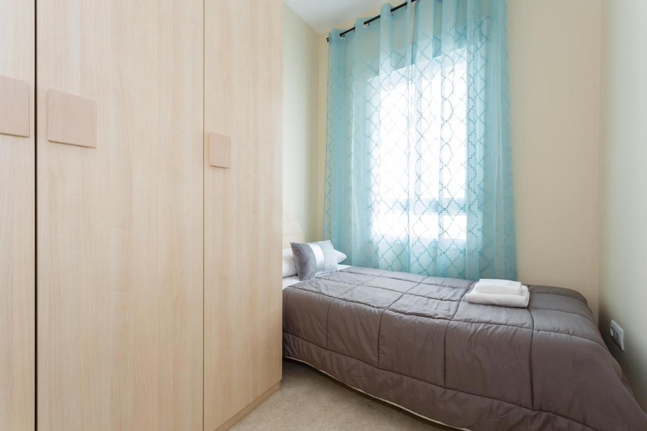 Apartamento Playa Cadiz By Isa Hoteles Εξωτερικό φωτογραφία